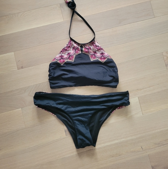 ⭐La vie en rose bikini⭐ - Picture 1 of 4